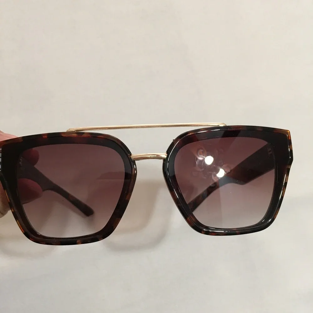 Quay 77113 sunglasses